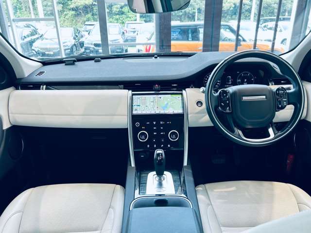 Land Rover Discovery Sport 5