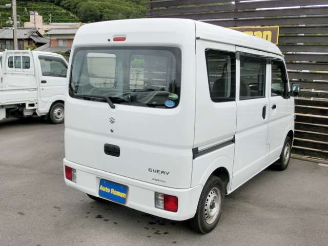 Suzuki Every 11