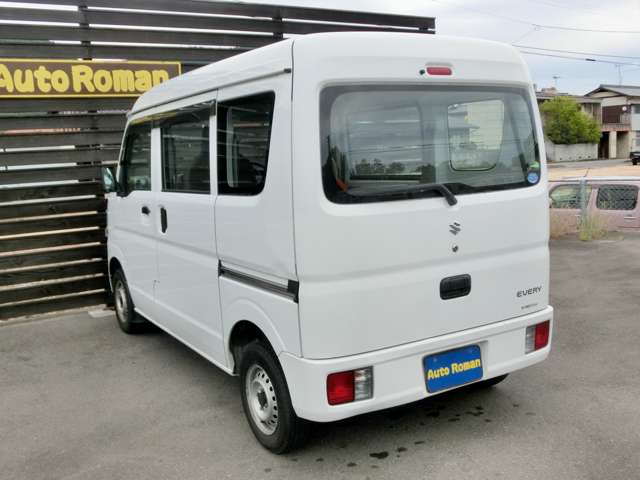 Suzuki Every 12
