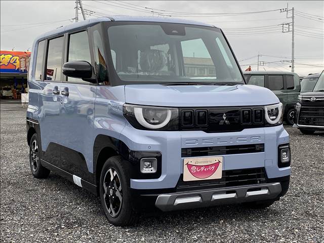 Mitsubishi Delica Mini 13