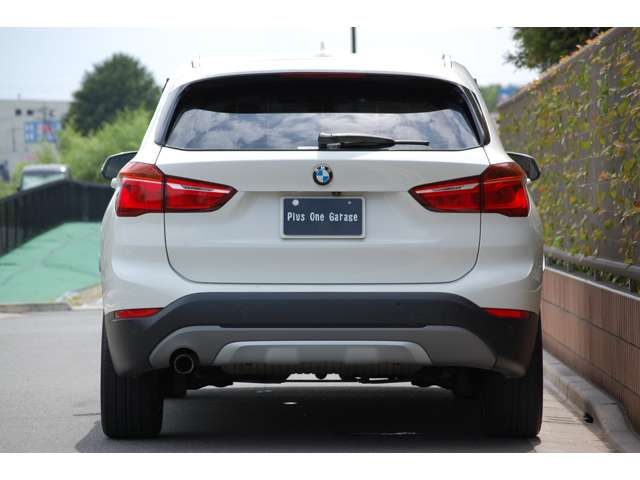 BMW X1 8