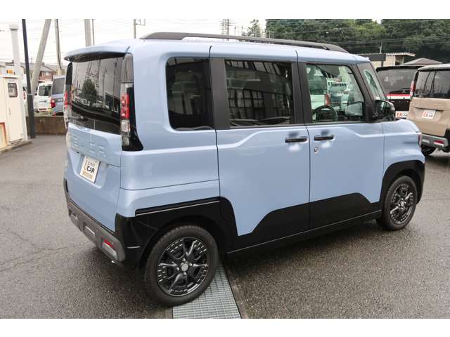 Mitsubishi Delica Mini 6
