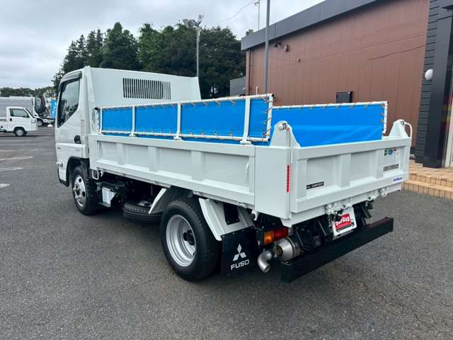 Mitsubishi Fuso Canter 7