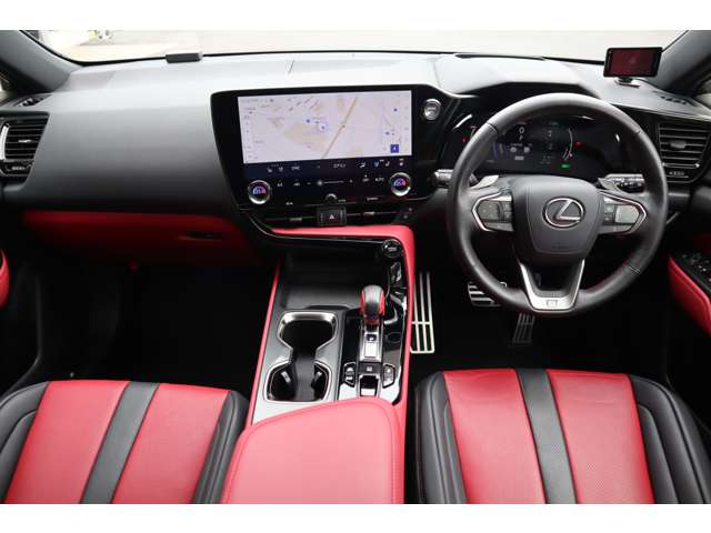 Lexus NX 8