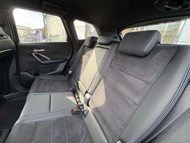 BMW iX1 5