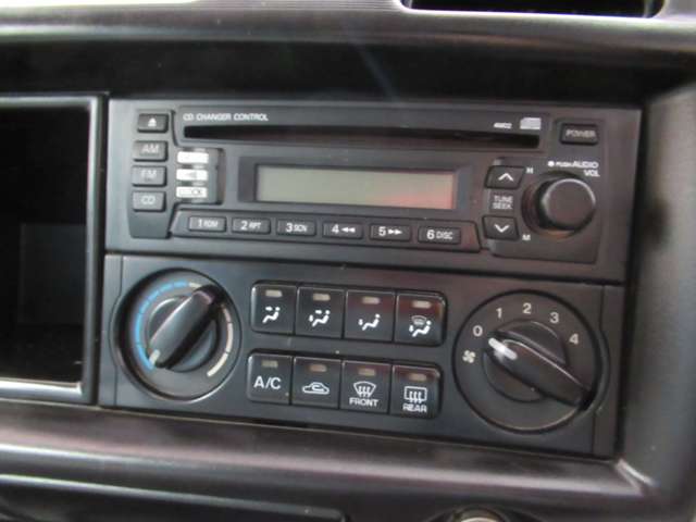 Nissan Vanette 3