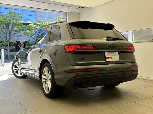 Audi Q7 9