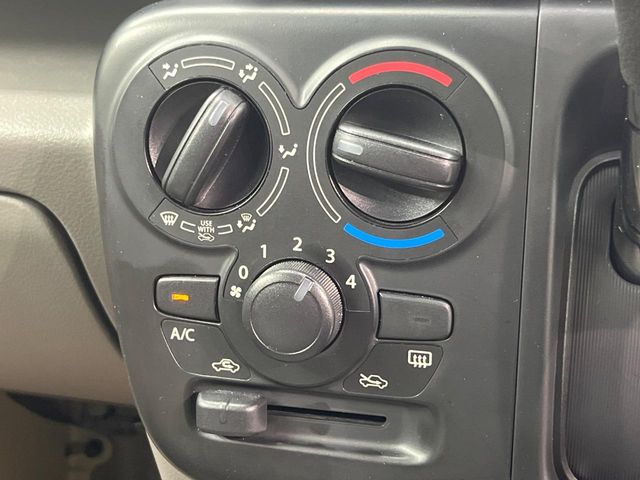 Nissan NV100 Clipper 7
