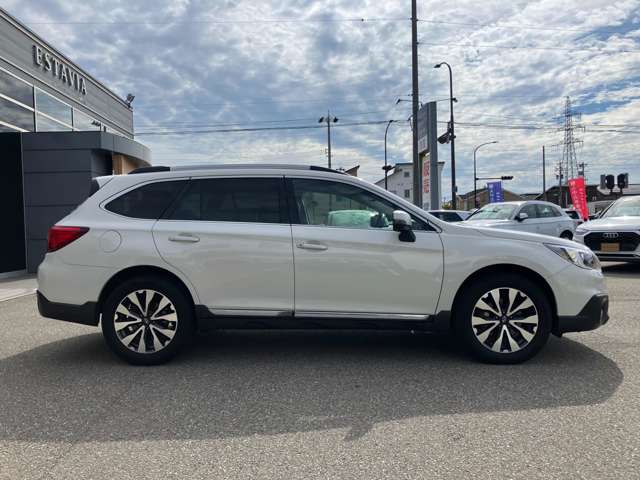 Subaru Legacy Outback 9