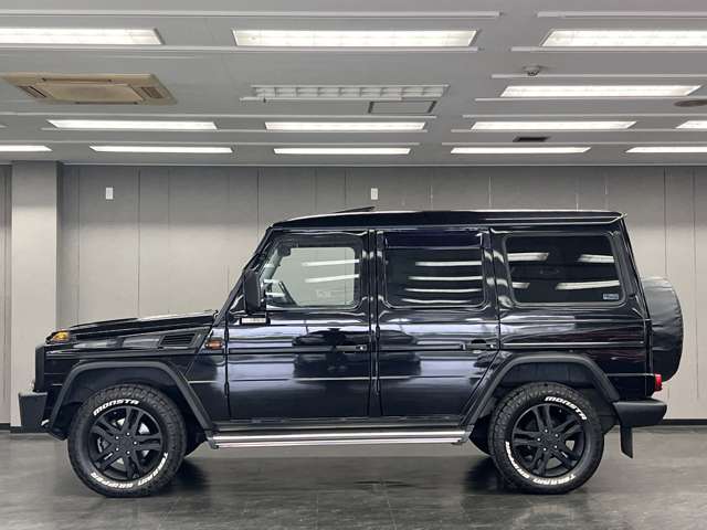 Mercedes-Benz G-Class 10