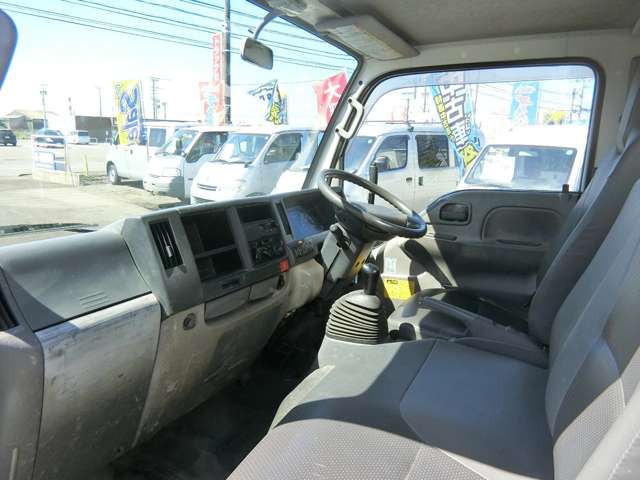 Isuzu Elf 10