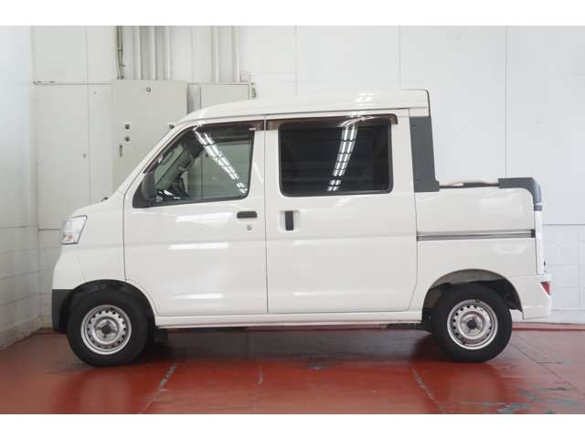 Daihatsu Hijet Deck Van 8