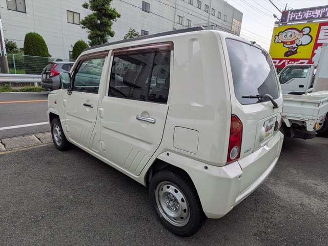 Daihatsu ネイキッド 6