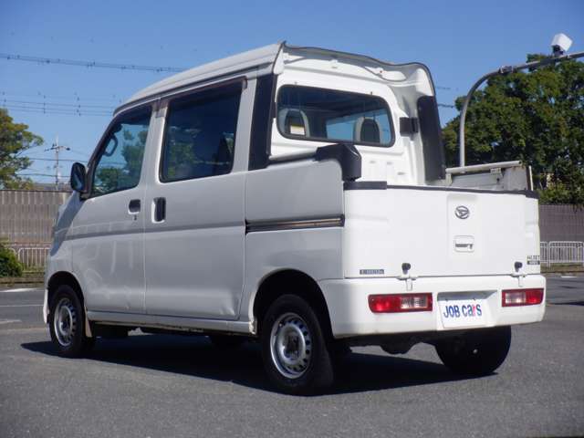 Daihatsu Hijet Deck Van 12