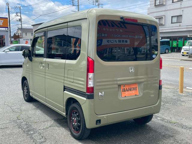 Honda N-VAN 8