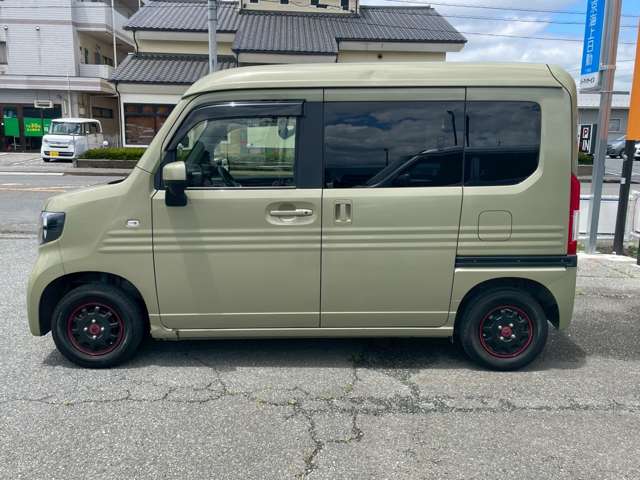 Honda N-VAN 9