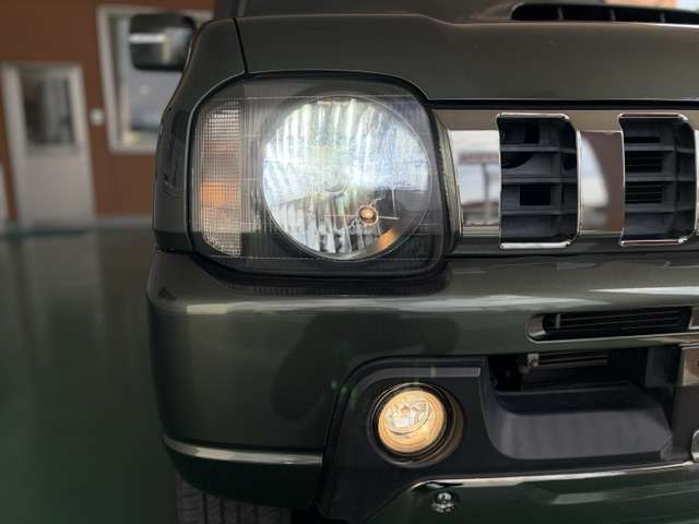 Suzuki Jimny 10