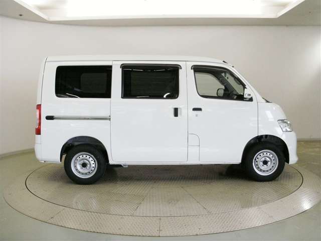 Toyota Town Ace Van 4