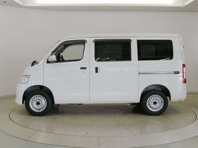 Toyota Town Ace Van 5
