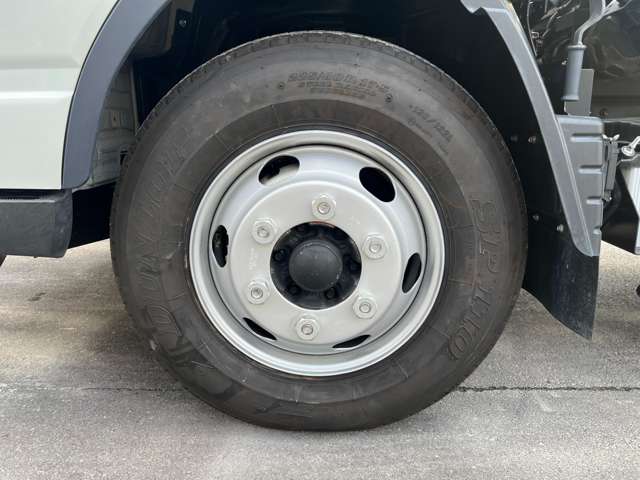 Mitsubishi Fuso Canter 7