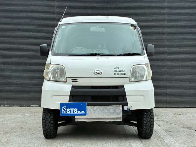 Daihatsu Hijet Deck Van 8