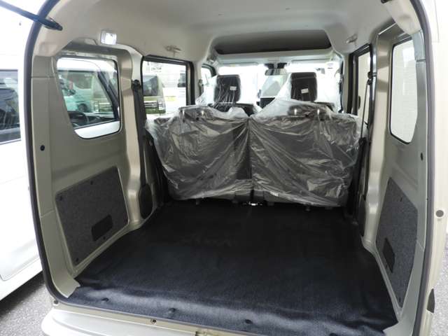 Suzuki Every 7