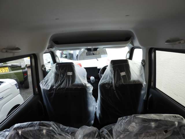 Suzuki Every 8