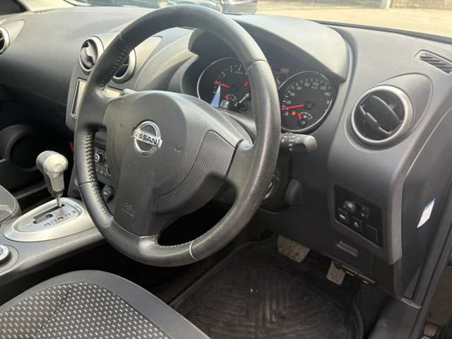 Nissan Dualis 12