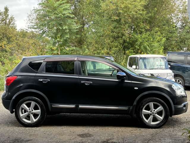 Nissan Dualis 4
