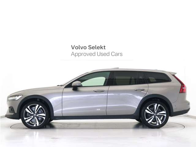 Volvo V60 Cross Country 6