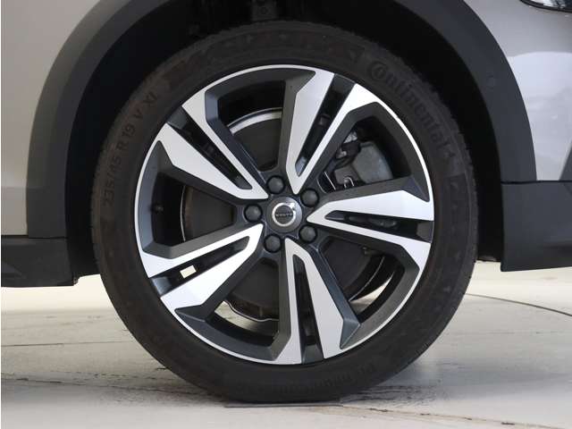 Volvo V60 Cross Country 8