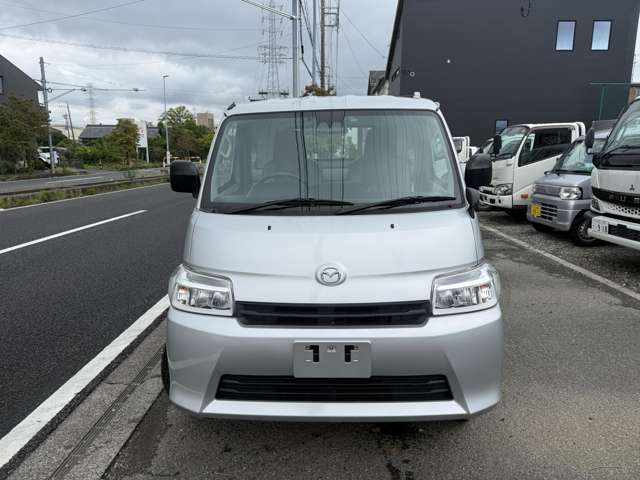 Mazda Bongo Truck 2