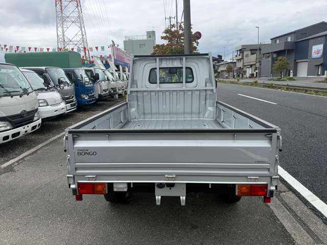 Mazda Bongo Truck 8