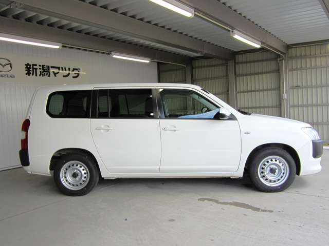Mazda Familia Van 10