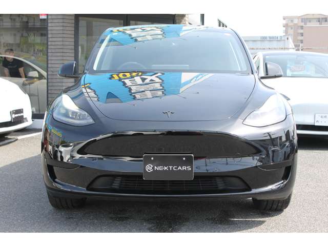 Tesla Model Y 9