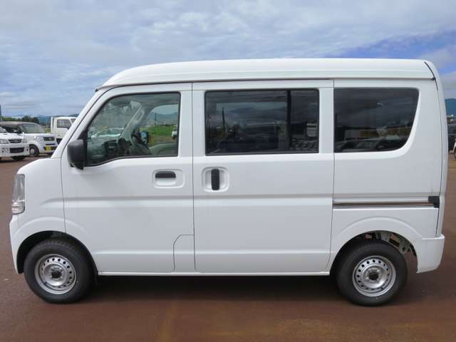 Nissan NV100 Clipper 5