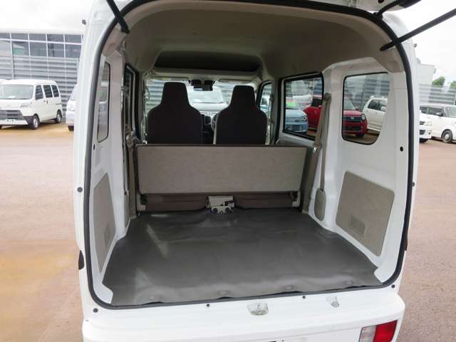 Nissan NV100 Clipper 8