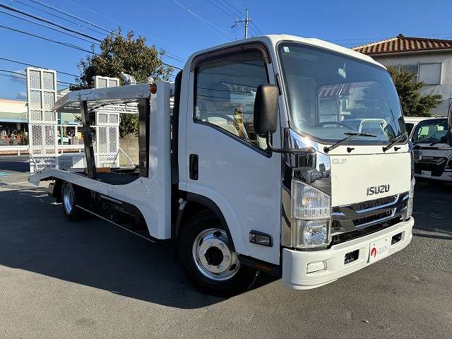 Isuzu Elf 3