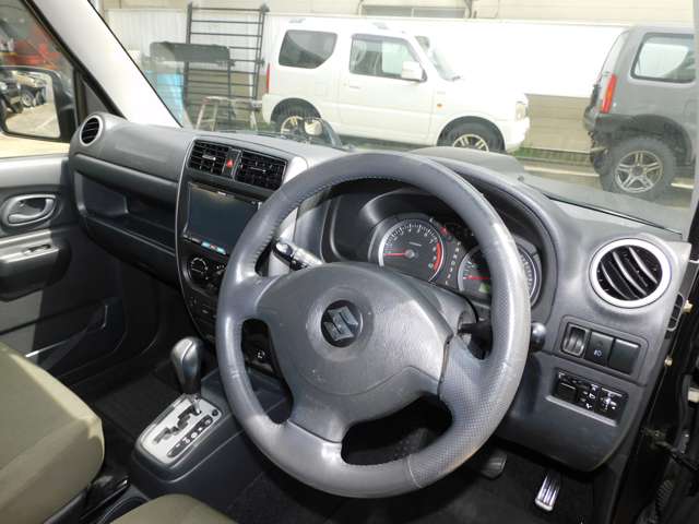 Suzuki Jimny 10
