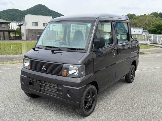 Mitsubishi Minicab Deck Van 3