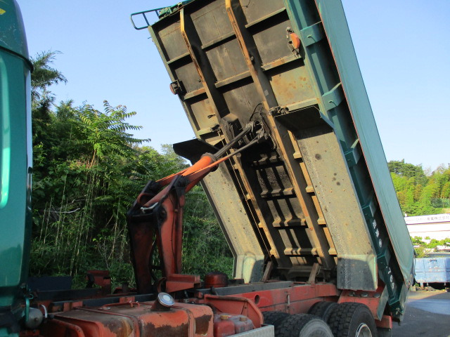 Hino Super Dolphin 11