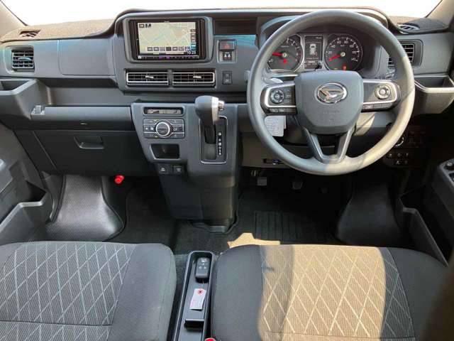 Daihatsu Atrai 2