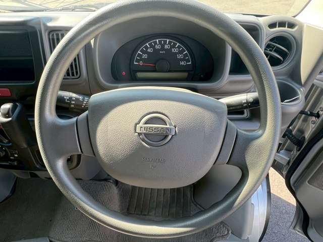 Nissan NV100 Clipper 9