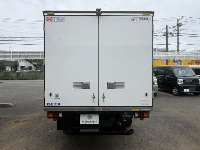 Toyota Toyoace 11