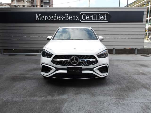 Mercedes-Benz GLA-Class 8