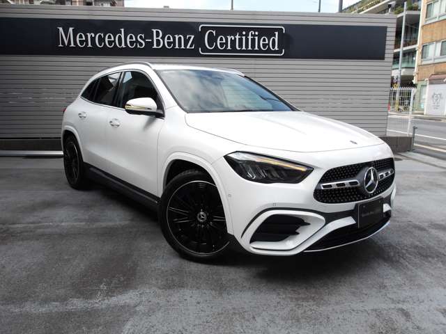 Mercedes-Benz GLA-Class 10