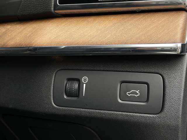 Volvo XC90 11