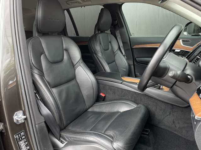 Volvo XC90 7