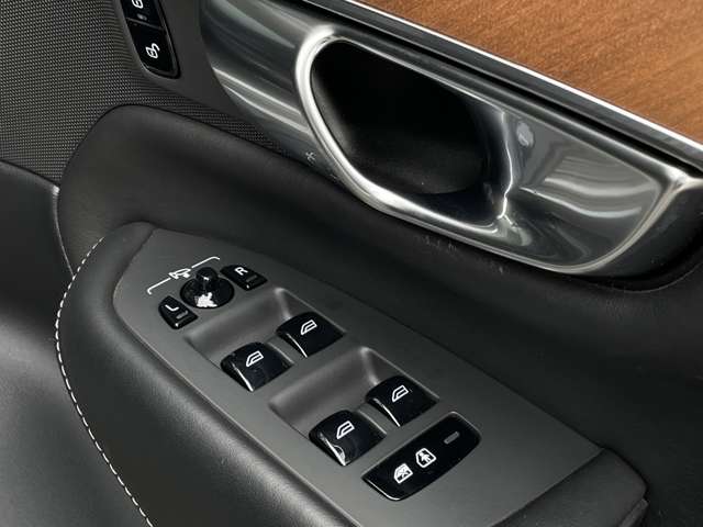 Volvo XC90 9