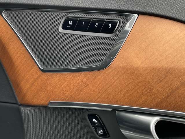 Volvo XC90 10